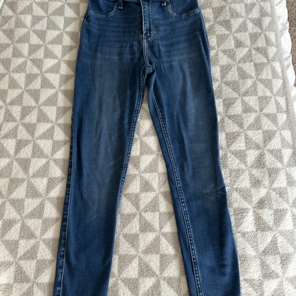 Abercrombie Jeans - Picture 3 of 6